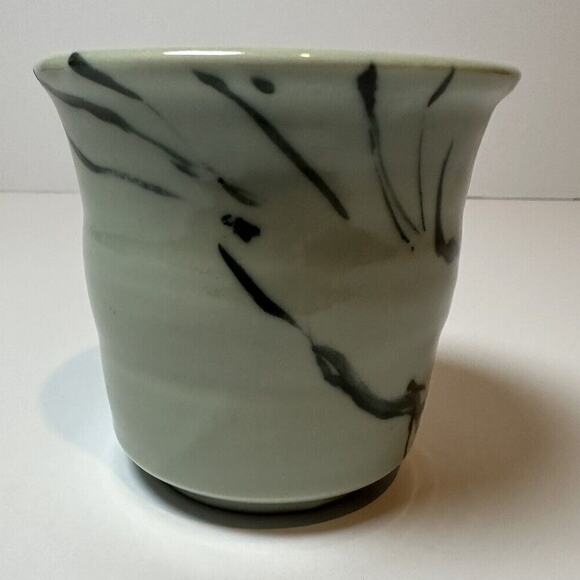 Signed Studio Art Coffee Mug Wrapping Bird Pattern Sage Green Color Collectable - Picture 2 of 6